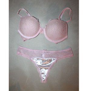 Victoria's Secret Pink Bra Panties Sexy Valentine's Day Lingerie Set 34B Medium
